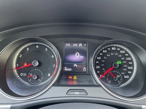 Used 2021 Volkswagen Atlas SE w/ Panoramic Sunroof Package image 22