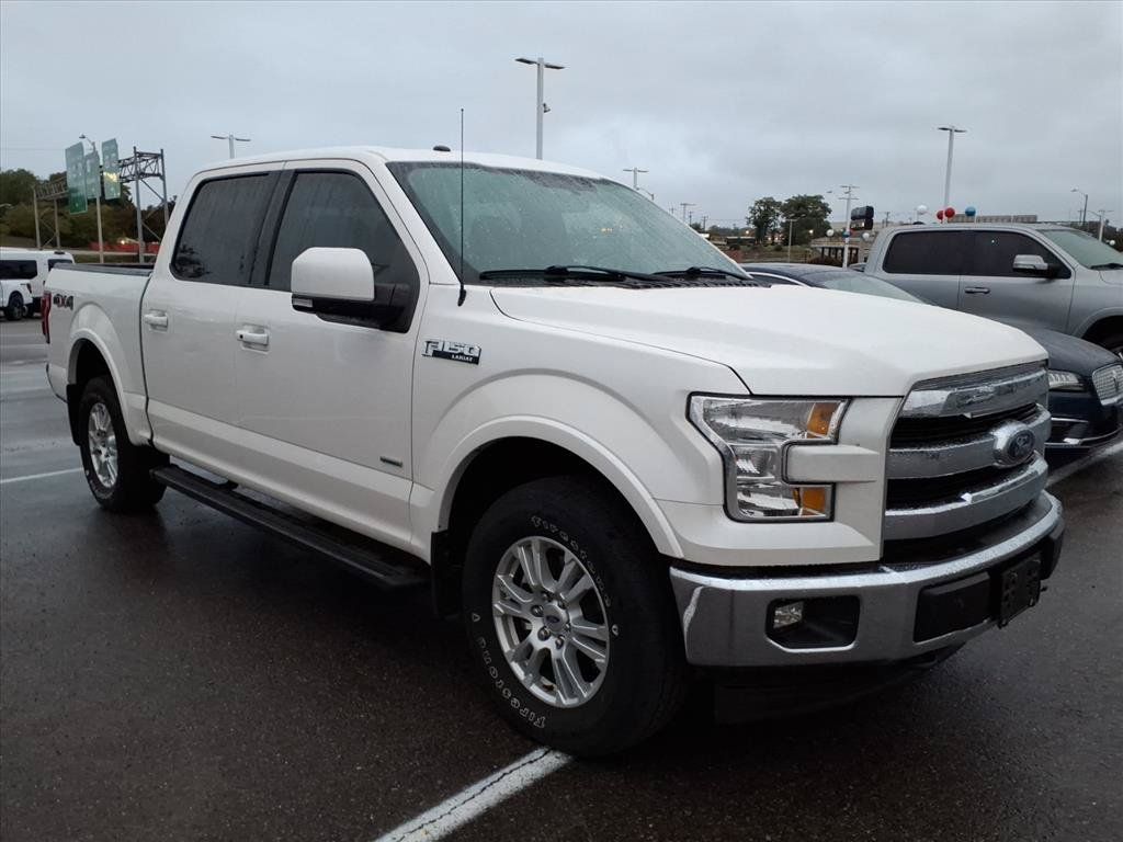 Used 2017 Ford F150 Lariat w/ Equipment Group 501A Mid AWD/4WD image 3