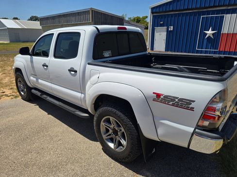 Used 2013 Toyota Tacoma 4x4 Double Cab w/ SR5 Pkg image 6