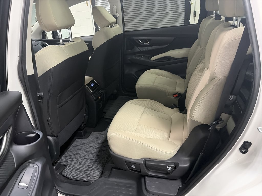 Used 2023 Subaru Ascent Premium w/ Convenience Package AWD/4WD image 25