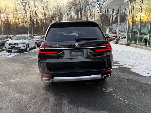 New 2026 BMW X7 xDrive40i w/ Premium Package image 7