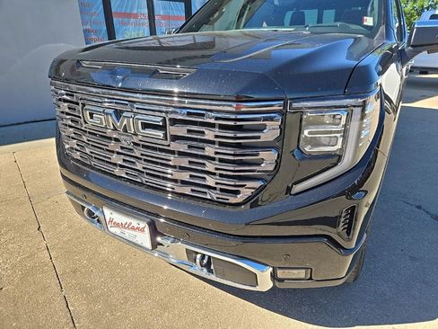 Used 2026 GMC Sierra 1500 Denali Ultimate AWD/4WD image 18