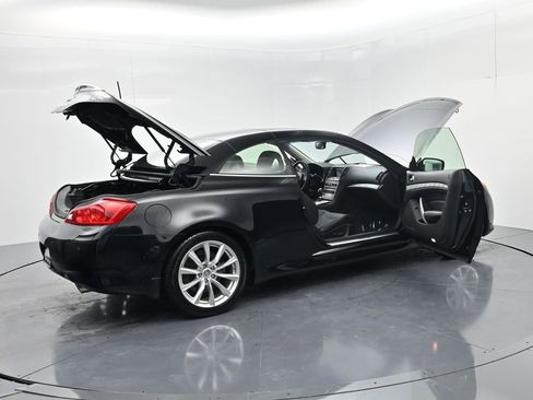 Used 2014 INFINITI Q60 Convertible w/ Premium Package image 55