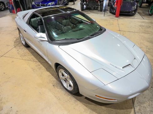 Used 1996 Pontiac Firebird Formula image 14