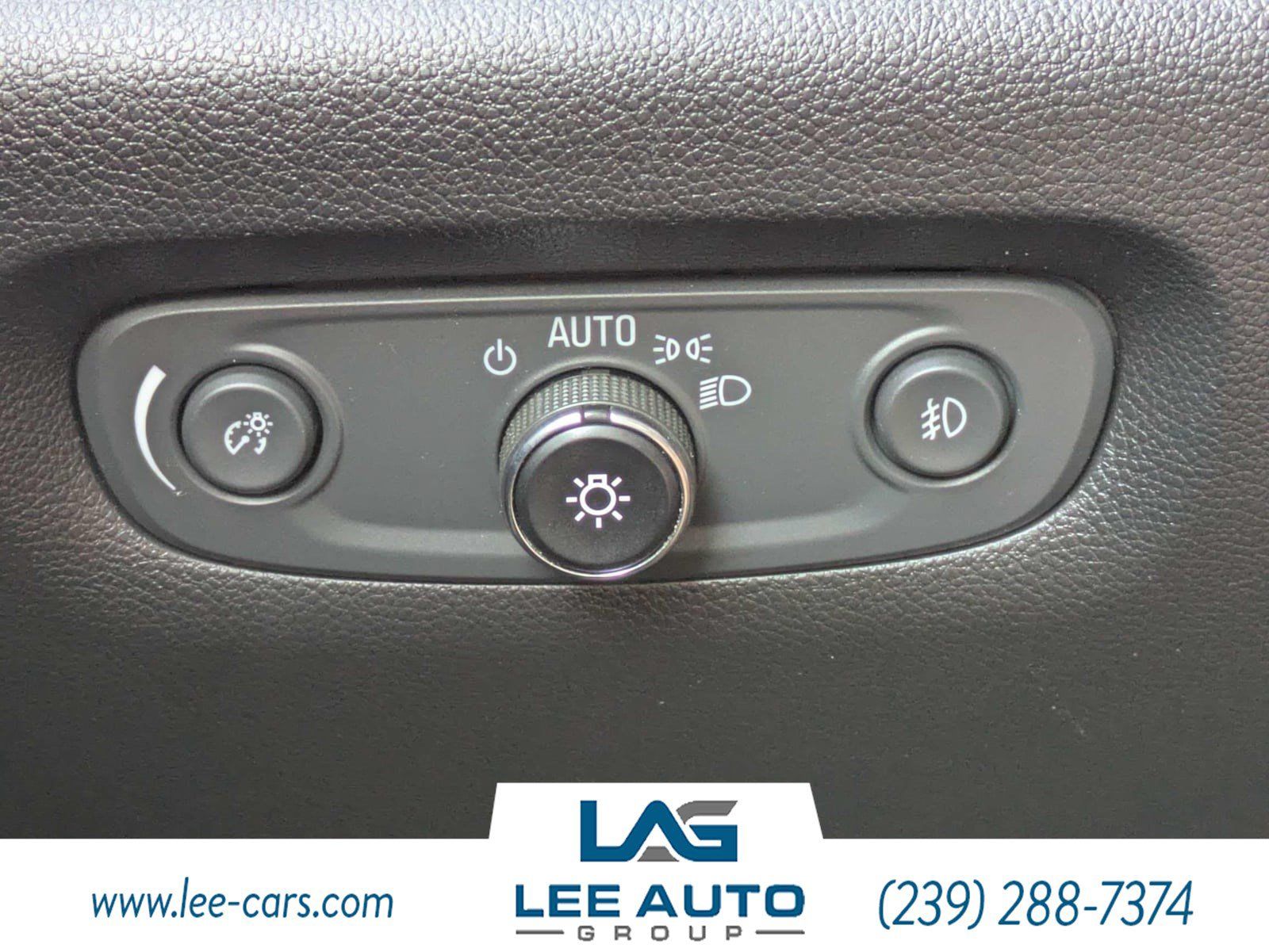 Used 2019 Chevrolet Traverse LT FWD image 20