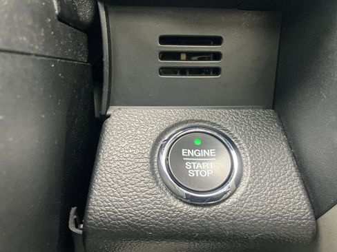 Used 2019 Ford F150 Lariat w/ Equipment Group 502A Luxury image 30