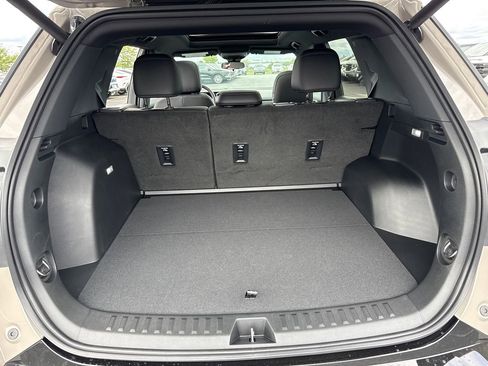 New 2026 GMC Terrain AT4 AWD/4WD image 34