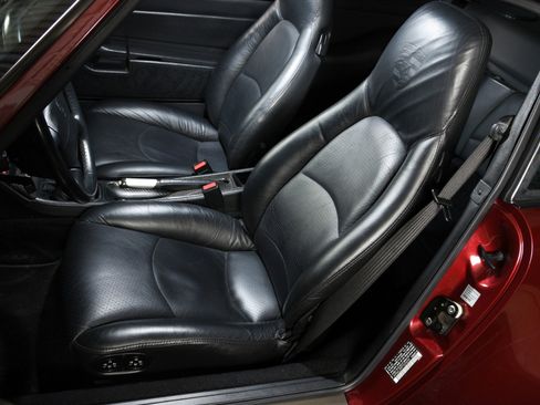 Used 1996 Porsche 911 Turbo RWD image 5