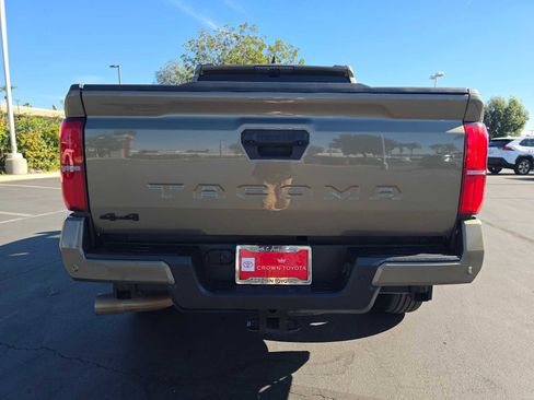 Used 2024 Toyota Tacoma TRD Sport image 15