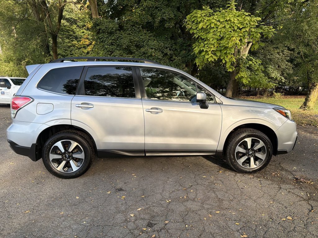 Used 2018 Subaru Forester 2.5i Limited AWD/4WD image 9