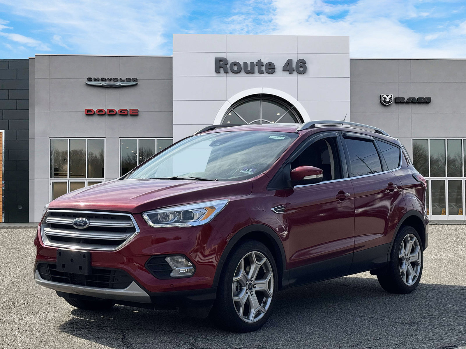 Used 2019 Ford Escape Titanium AWD/4WD image 2