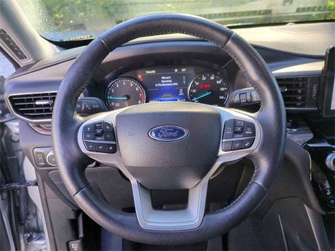 Used 2023 Ford Explorer Limited w/ Equipment Group 301A image 14
