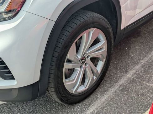 Used 2021 Volkswagen Atlas SE image 6