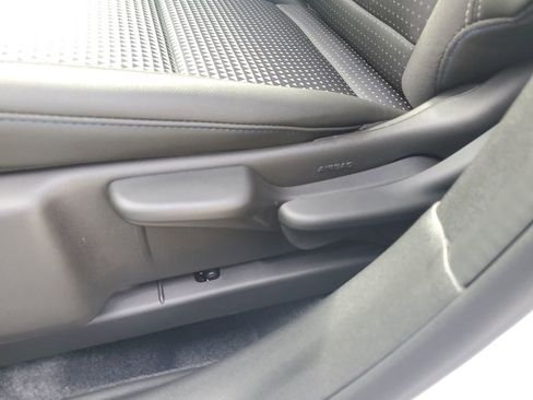 New 2026 Chevrolet Trax LT image 21