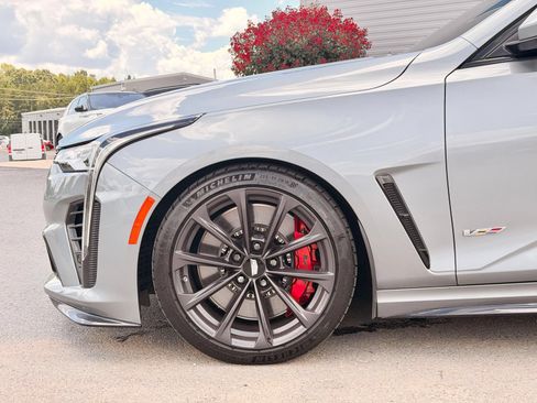 Used 2023 Cadillac CT4 V Blackwing w/ Driver Assist Package RWD image 10