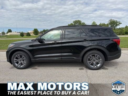 New 2026 Ford Explorer Active AWD/4WD image 10