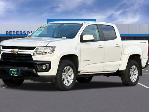 Used 2022 Chevrolet Colorado LT w/ LT Convenience Package image 8