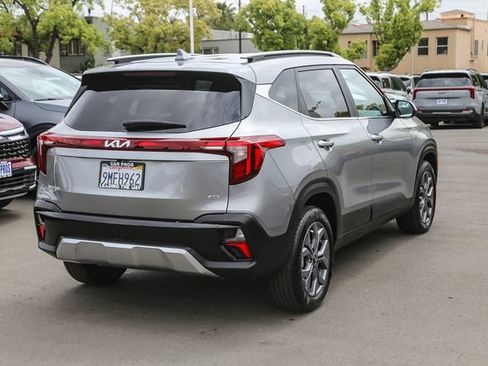 Used 2024 Kia Seltos S AWD/4WD image 9