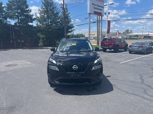Certified 2023 Nissan Rogue SV w/ SV Premium B Package AWD/4WD image 2