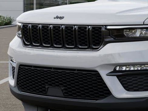 New 2025 Jeep Grand Cherokee Limited image 37