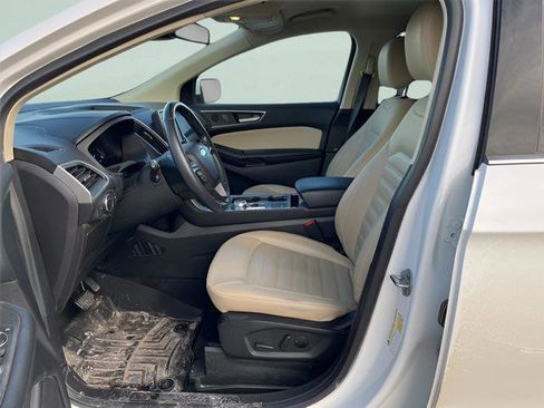 Used 2022 Ford Edge SEL w/ Convenience Package image 8