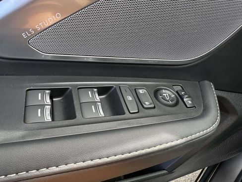 Used 2025 Acura RDX w/ Technology Package AWD/4WD image 35