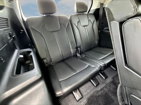 Used 2023 Kia Sorento S w/ Panoramic Sunroof Package AWD/4WD image 17