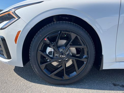 New 2026 Kia K5 GT-Line w/ GT-Line Premium Package FWD image 9