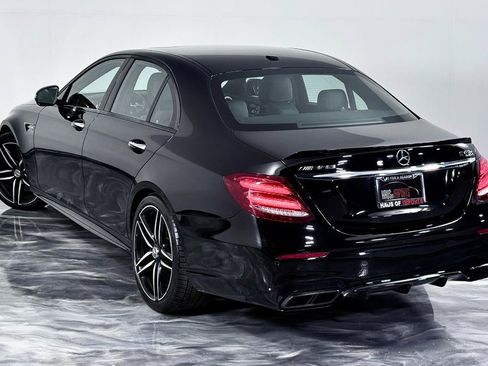 Used 2018 Mercedes-Benz E 63 AMG S image 12