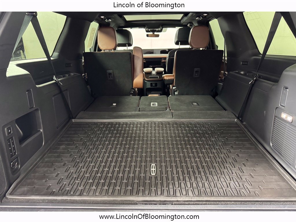 Used 2025 Lincoln Navigator L Reserve AWD/4WD image 22