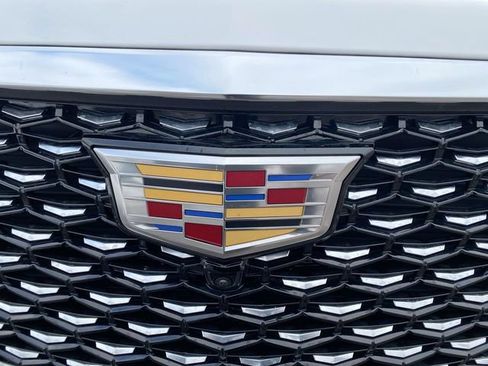 Used 2025 Cadillac Escalade Premium Luxury w/ LPO, Floor Liner Package image 30