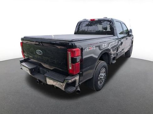 Used 2023 Ford F250 Lariat w/ Lariat Ultimate Package AWD/4WD image 5