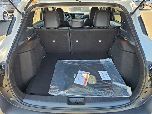 New 2026 Nissan Kicks SR w/ Cold Weather Package image 20