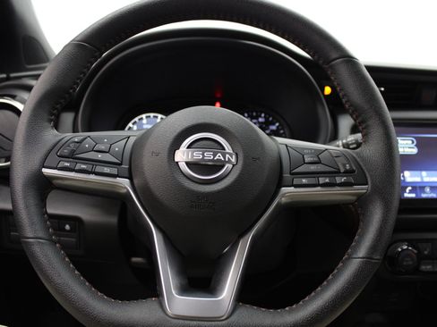 Used 2023 Nissan Kicks SR w/ SR Premium Package image 34