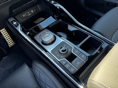 New 2026 Kia Sorento SX Prestige image 18