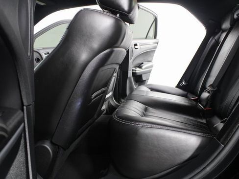 Used 2022 Chrysler 300 S image 17