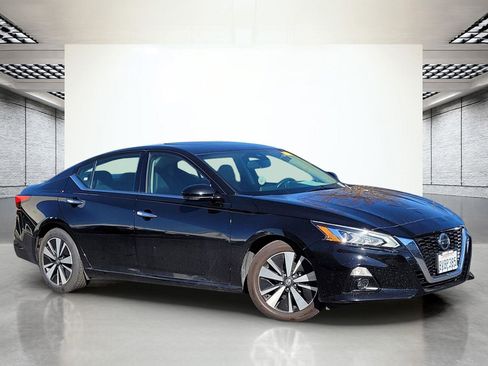Used 2019 Nissan Altima 2.5 SL image 2