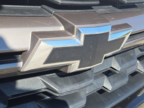 Used 2021 Chevrolet Colorado Z71 w/ Safety Package image 5