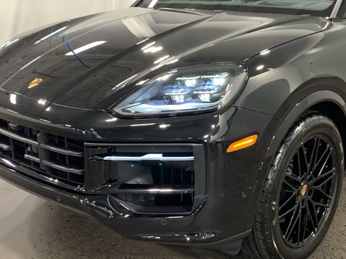 New 2026 Porsche Cayenne Coupe image 31