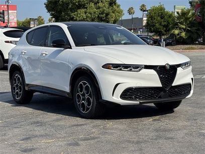 New 2025 Alfa Romeo Tonale w/ Premium Package