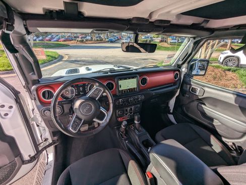 Used 2022 Jeep Wrangler Unlimited Rubicon w/ LED Lighting Group image 12