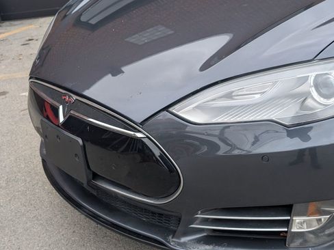 Used 2014 Tesla Model S P85D image 16