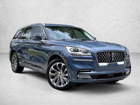 Used 2021 Lincoln Aviator Grand Touring w/ Equipment Group 301A AWD/4WD image 12