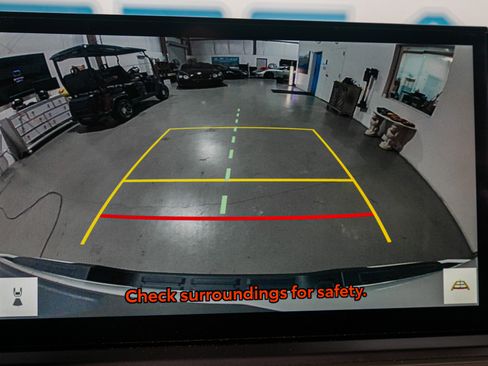 Used 2024 Toyota Tacoma TRD Sport image 17