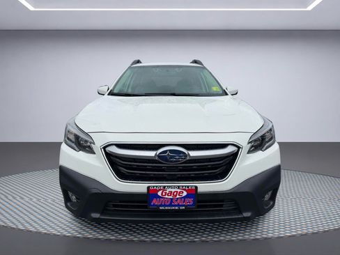 Used 2022 Subaru Outback Premium AWD/4WD image 6
