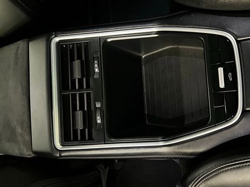 Certified 2020 Porsche Panamera GTS image 26