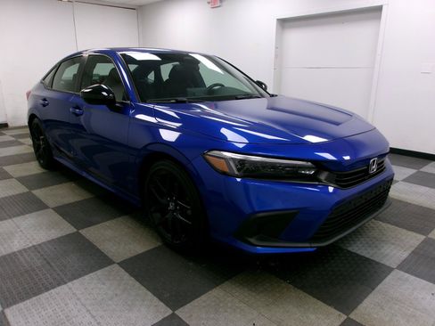 Used 2024 Honda Civic Sport image 13