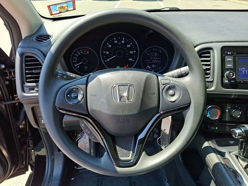 Used 2020 Honda HR-V LX image 19