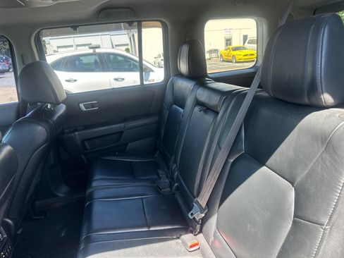Used 2014 Honda Pilot Touring image 10
