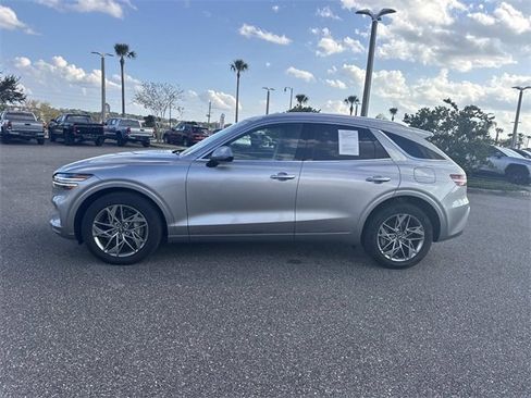 Used 2025 Genesis GV70 2.5T image 7